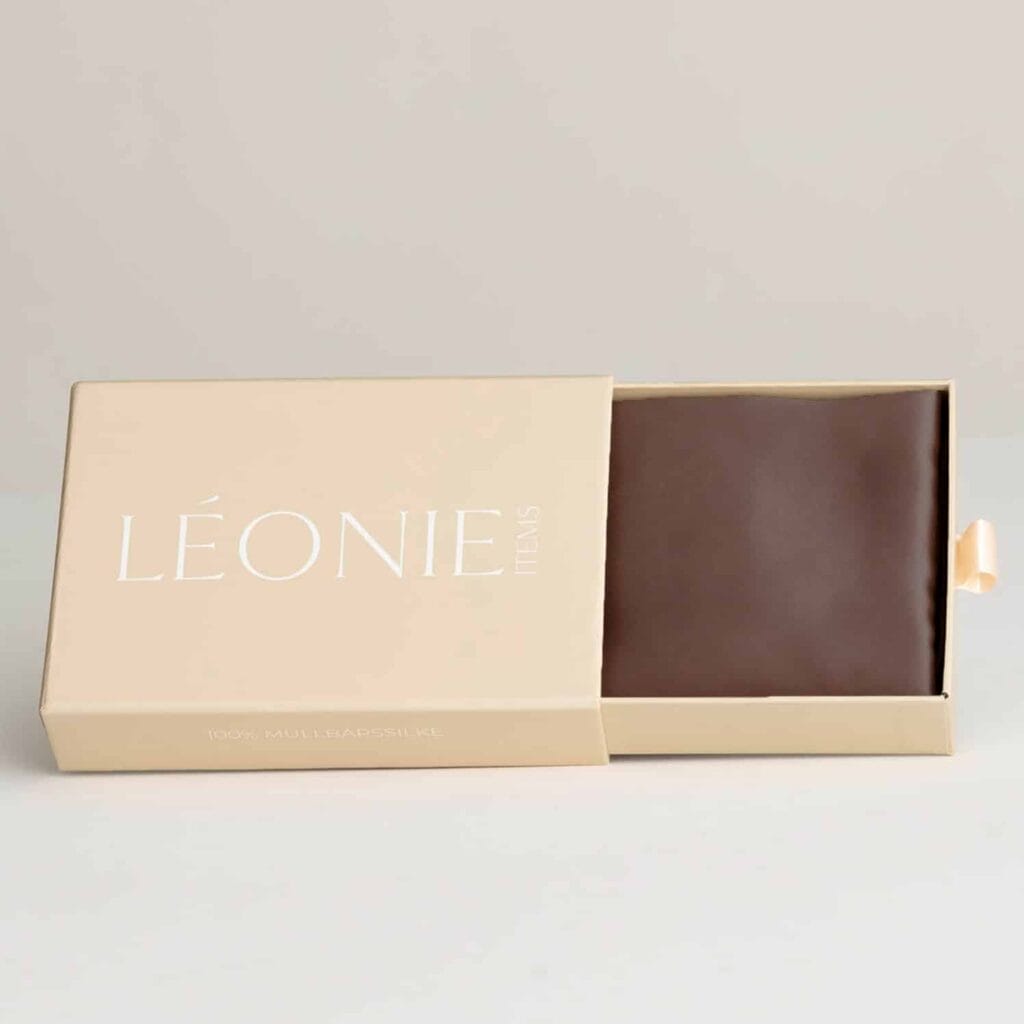 Sidenörngott i 100 % mullbärssilke för hud och hår.